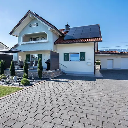 Holiday home Bezauberndes Gaestehaus *