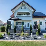 Bezauberndes Gaestehaus Σπίτι διακοπών